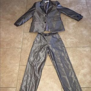 Boys BJK suit never used sz-10